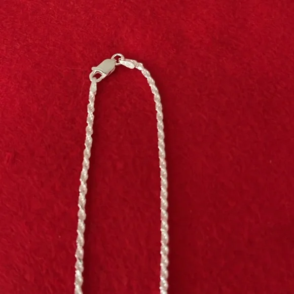 Mirabella Silver Chain - Picture 3 of 4